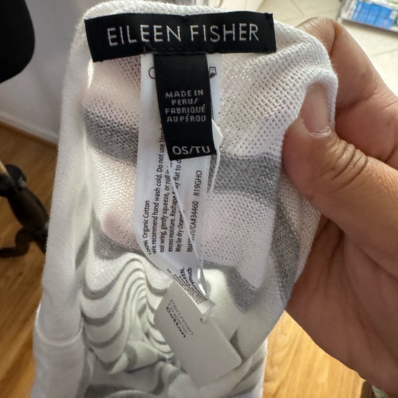 Eileen Fisher White and Gray Knit Shawl - Picture 3 of 5